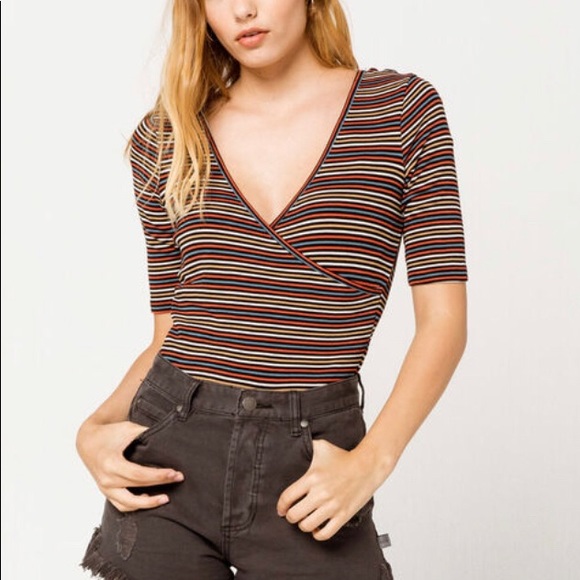 Retro Volcom striped body suit size XS 🐯 - Picture 7 of 8